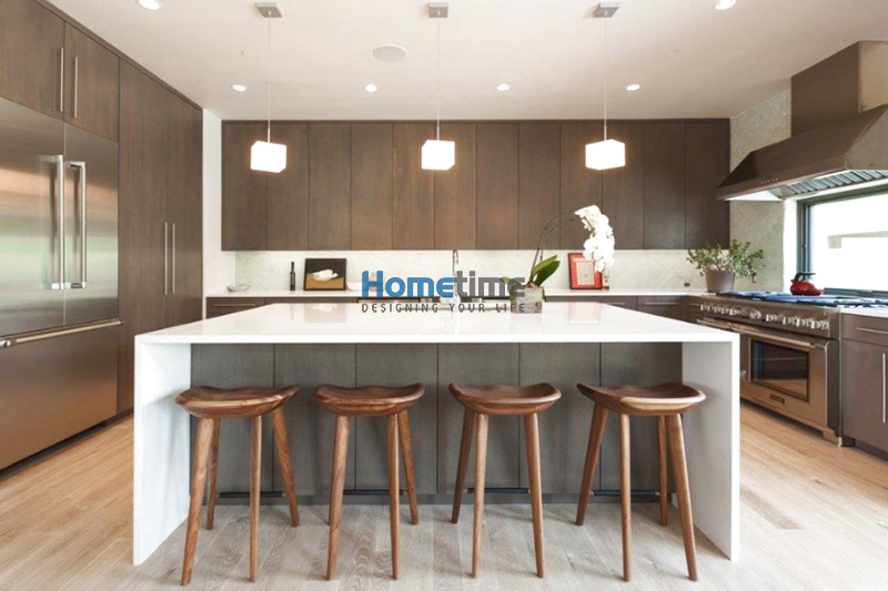 Mẫu tủ bếp đẹp kết hợp với bàn đảo