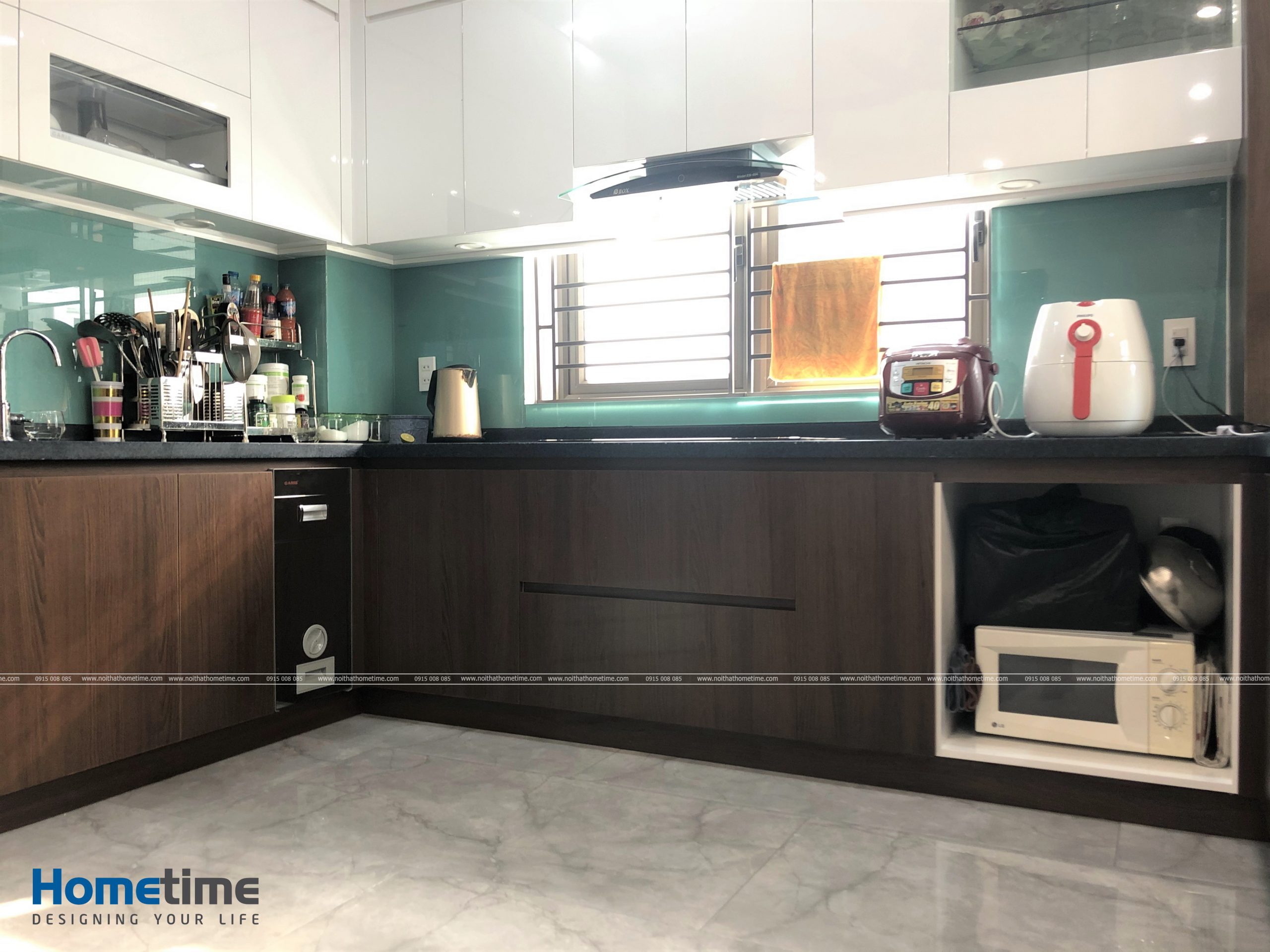 Tủ bếp dưới phủ laminate hiện đại