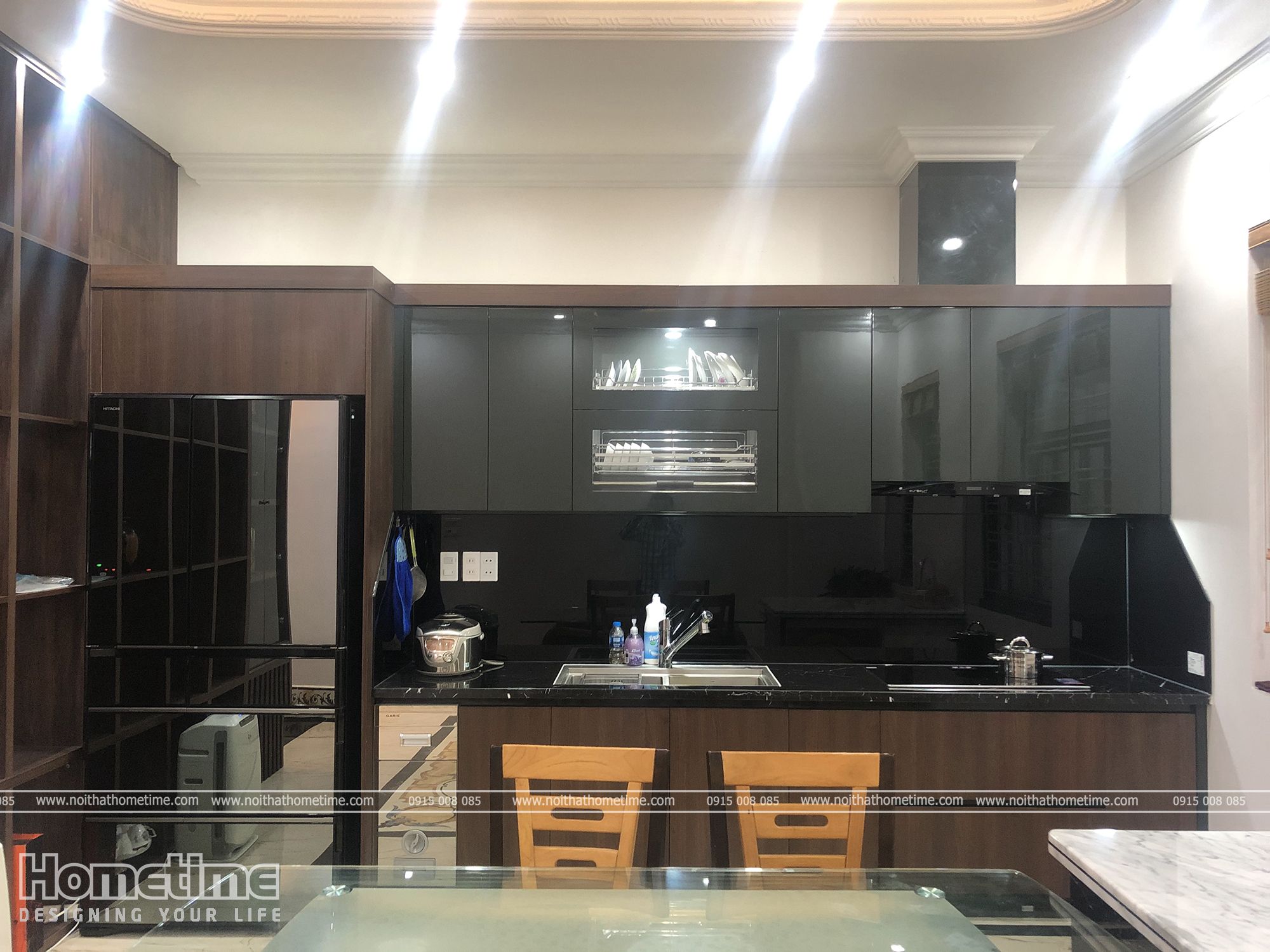 Tủ bếp kiểu dáng chữ I đơn giản mà đầy đủ tiện nghi